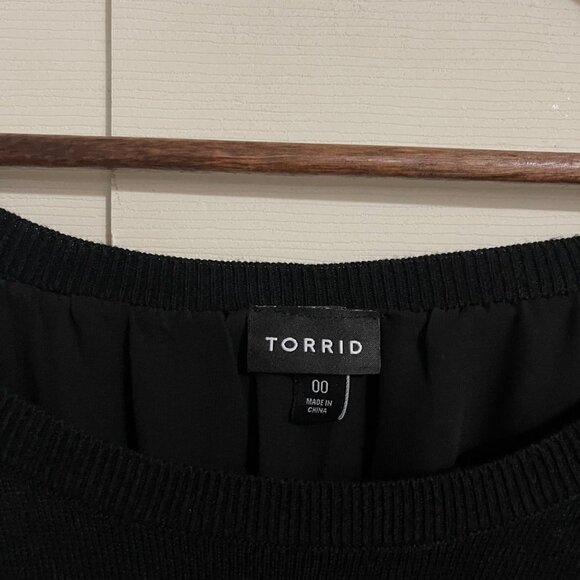 Torrid Women's Black Boat Neck Micro Ribbed Pleated Chiffon Back Sweater Medium - Picture 4 of 8